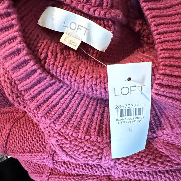 NEW Ann Taylor Loft Burgundy Cable Sweater - Picture 5 of 6